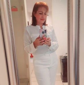 Meet your Posher, Edith